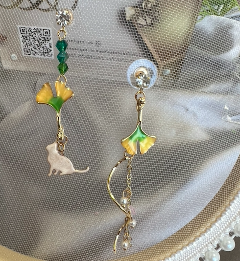 Asymmetric Oriental Ginkgo Leaf with Cat Earrings